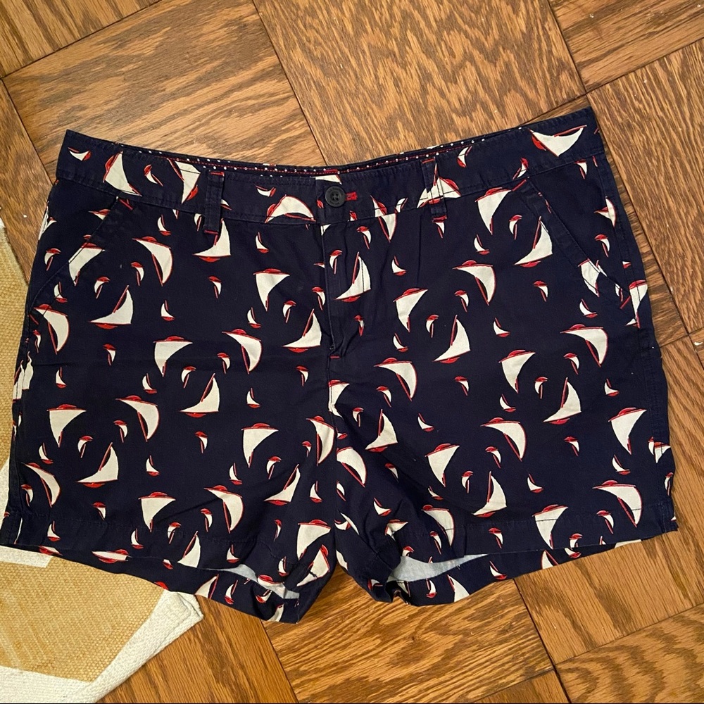 GH Bass Ship Pattern Shorts